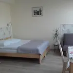Roza Nocleg ze śniadaniem 3*