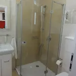 Roza Nocleg ze śniadaniem 3*