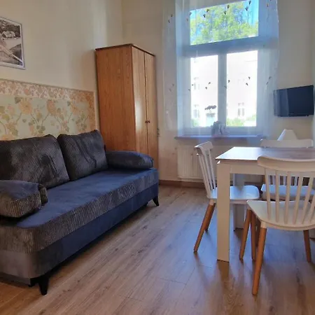 Nocleg ze śniadaniem Roza 3*