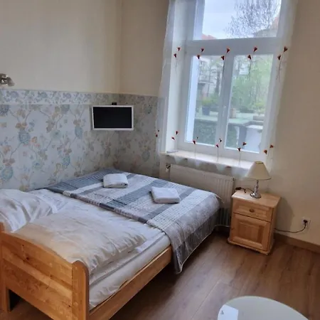 Roza Bed & Breakfast