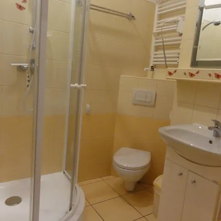 فندق مبيت وإفطار Roza