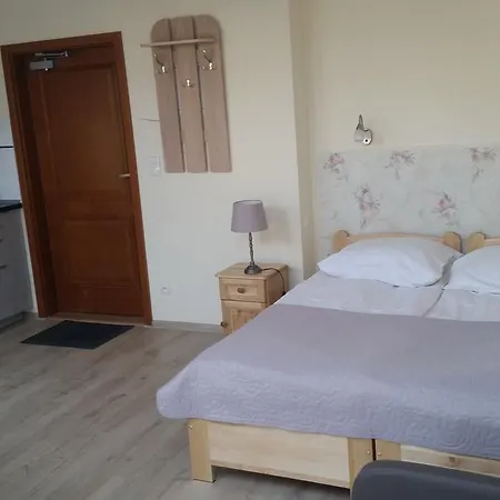 Roza Bed & Breakfast