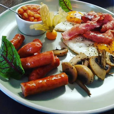 Roza فندق مبيت وإفطار 3*