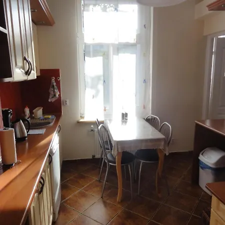 Bed & Breakfast Roza 3*