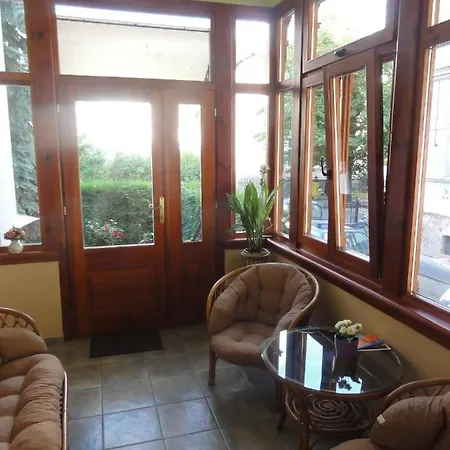 Roza فندق مبيت وإفطار