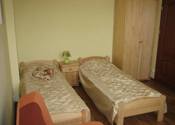 Frühstückspension Roza 3*