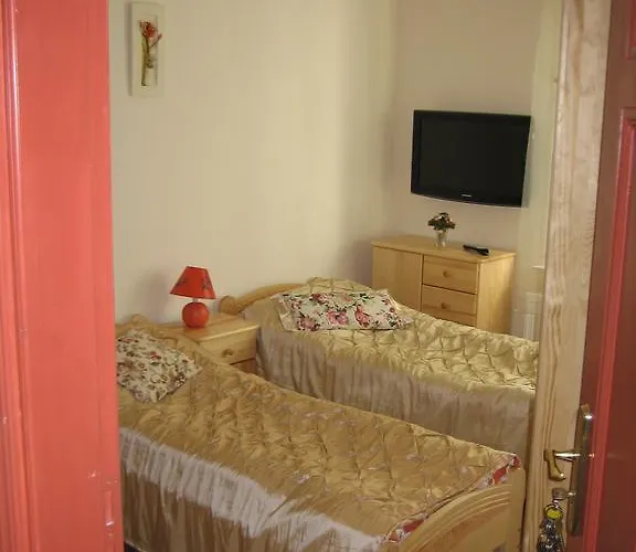 Frühstückspension Roza 3*