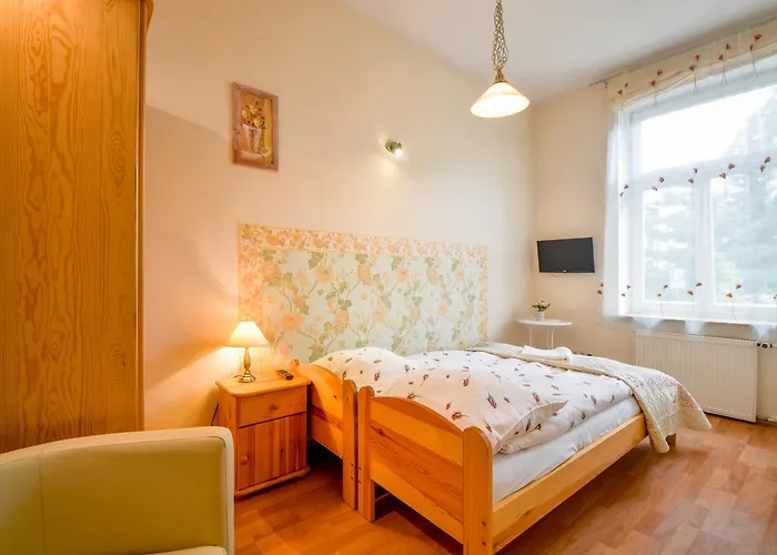 Roza Bed & Breakfast