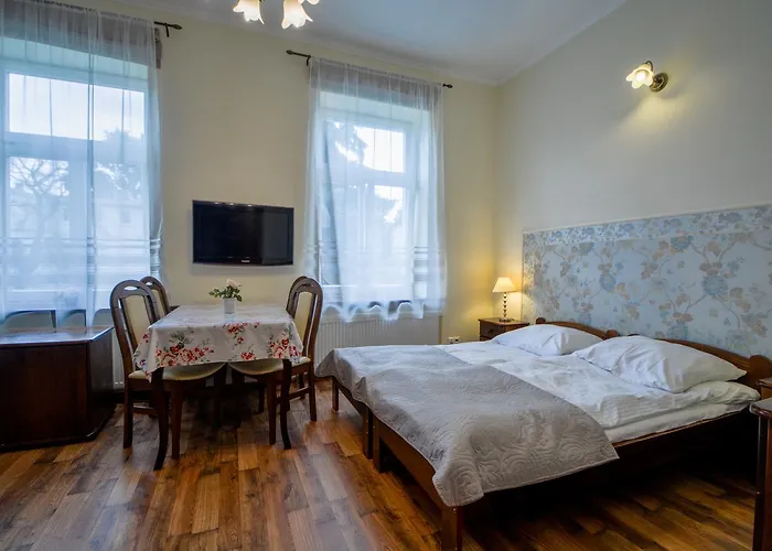 Bed & Breakfast Roza 3*